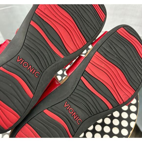 VIONIC Rest Paros Red Croc Strappy Back Strap Sandals Flat Orthaheel Women's 9M - Picture 3 of 7